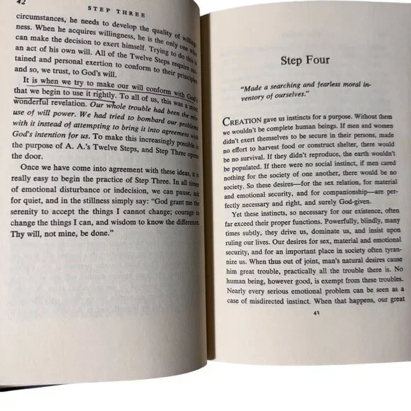 Twelve Steps Twelve Traditions Book Alcoholics Anonymous AA Eleventh Print 1972 - Picture 14 of 16